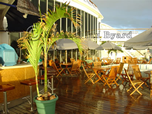 Waves Bar